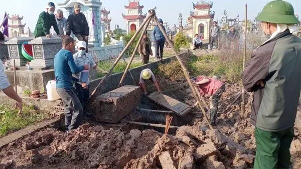 Các tuổi kiêng kỵ khi bốc mộ Các tuổi kiêng kỵ khi bốc mộ