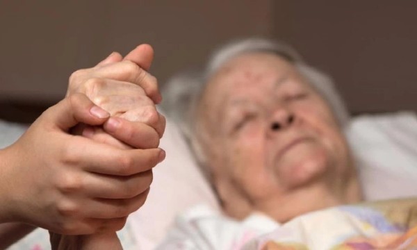 Các dấu hiệu báo một người sắp chết
