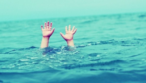 Nằm mơ thấy trẻ con chết đuối điềm báo gì?