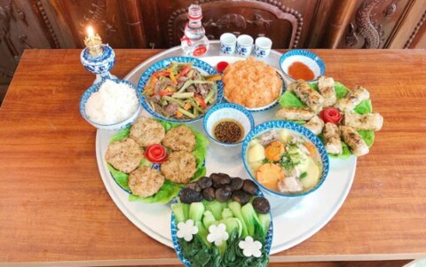 Có cần thiết phải sắm lễ cúng giỗ đầu ngoài mộ?