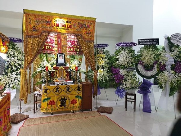 Lập bàn thờ vong cho người chết trẻ